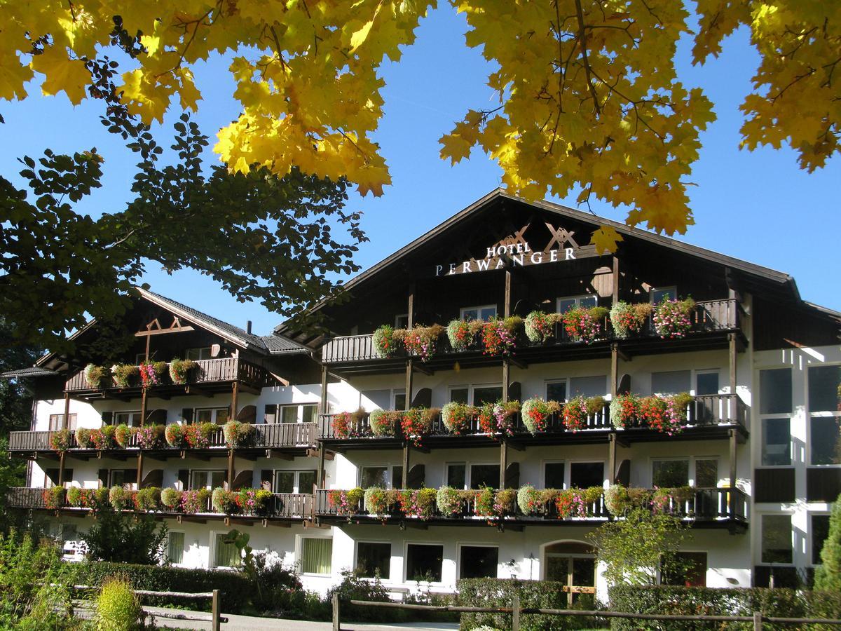Hotel & Appartements Perwanger ฟีแอ ภายนอก รูปภาพ