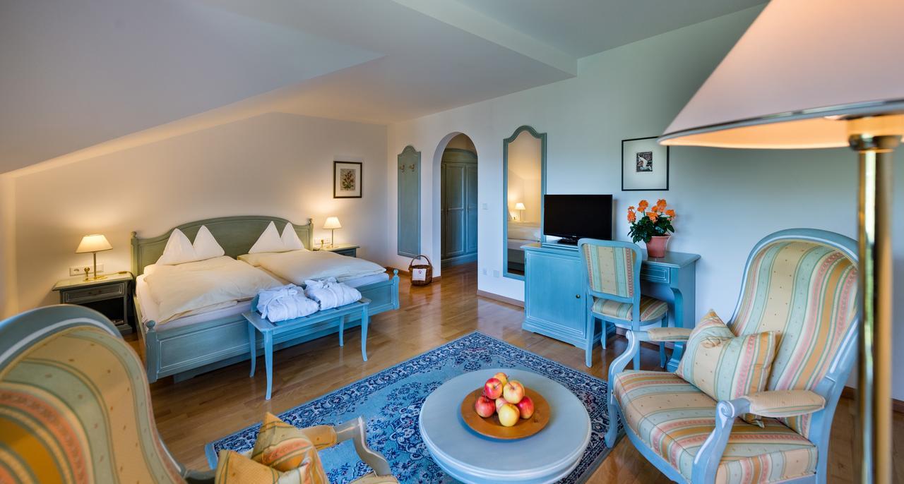Hotel & Appartements Perwanger ฟีแอ ภายนอก รูปภาพ